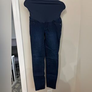 Skinny maternity jeans